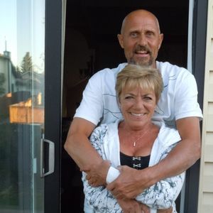 Meet your Posher, Deborah